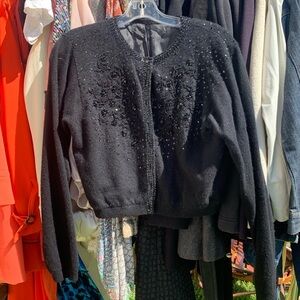 ✨🖤Vintage Black Beaded Cardigan🖤✨